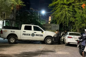 Hallan mujer asesinada y dos granadas sin detonar en Acapulco