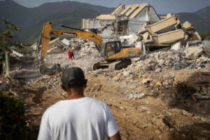 Superan 3,300 los muertos por terremoto en Venezuela; iniciativa ciudadana registra más de 31 mil desaparecidos