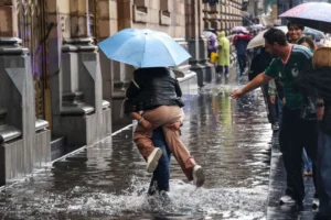 Activan Alerta Naranja por lluvias y granizo en cuatro alcaldías de la Ciudad de México