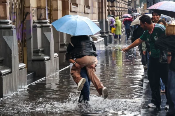 Activan Alerta Naranja por lluvias y granizo en cuatro alcaldías de la Ciudad de México