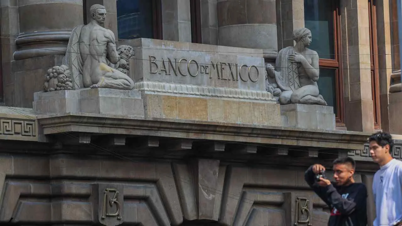 Banxico mantiene tasa en 6.50% ante incertidumbre por inflación en servicios