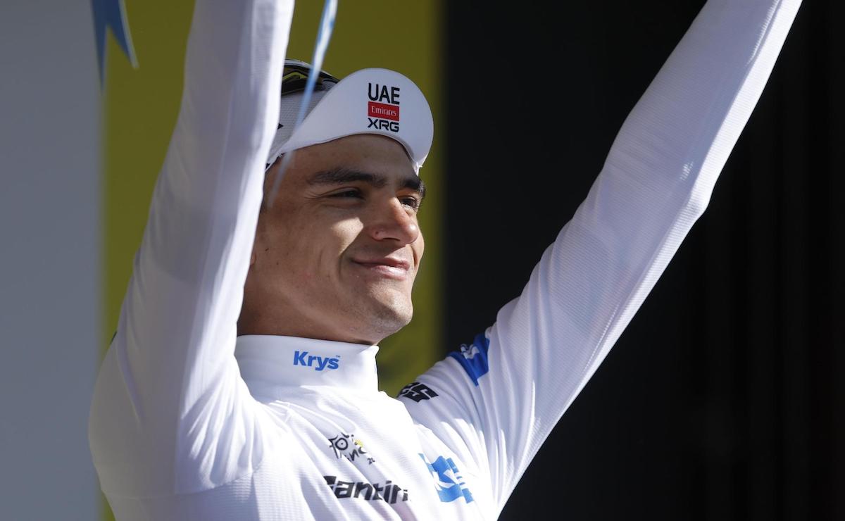 Isaac del Toro conserva podio y maillot blanco tras etapa 18 del Tour de Francia 2026