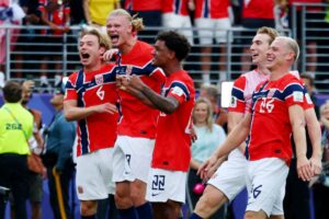 Noruega elimina a Brasil del Mundial con doblete de Haaland