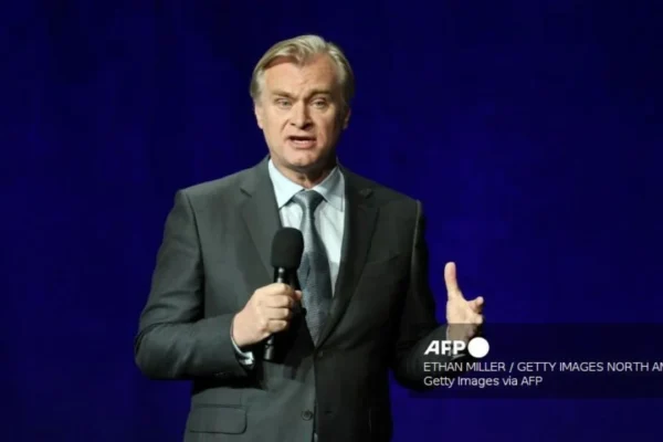 Christopher Nolan estrena ‘La Odisea’ en París con elenco estelar
