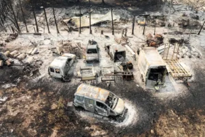 Incendio en Gironda quema más de 42,000 hectáreas y obliga a evacuar a 220,000 personas