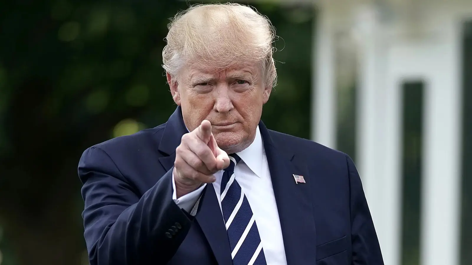 Trump se burla de pronunciación de Sheinbaum y llama ‘Mexijo’ a México en evento de GM