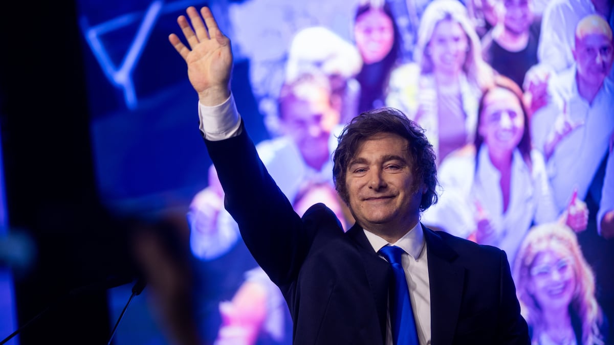 Javier Milei impulsa una ‘revolución de los seguros’ para sustituir servicios estatales por pólizas privadas