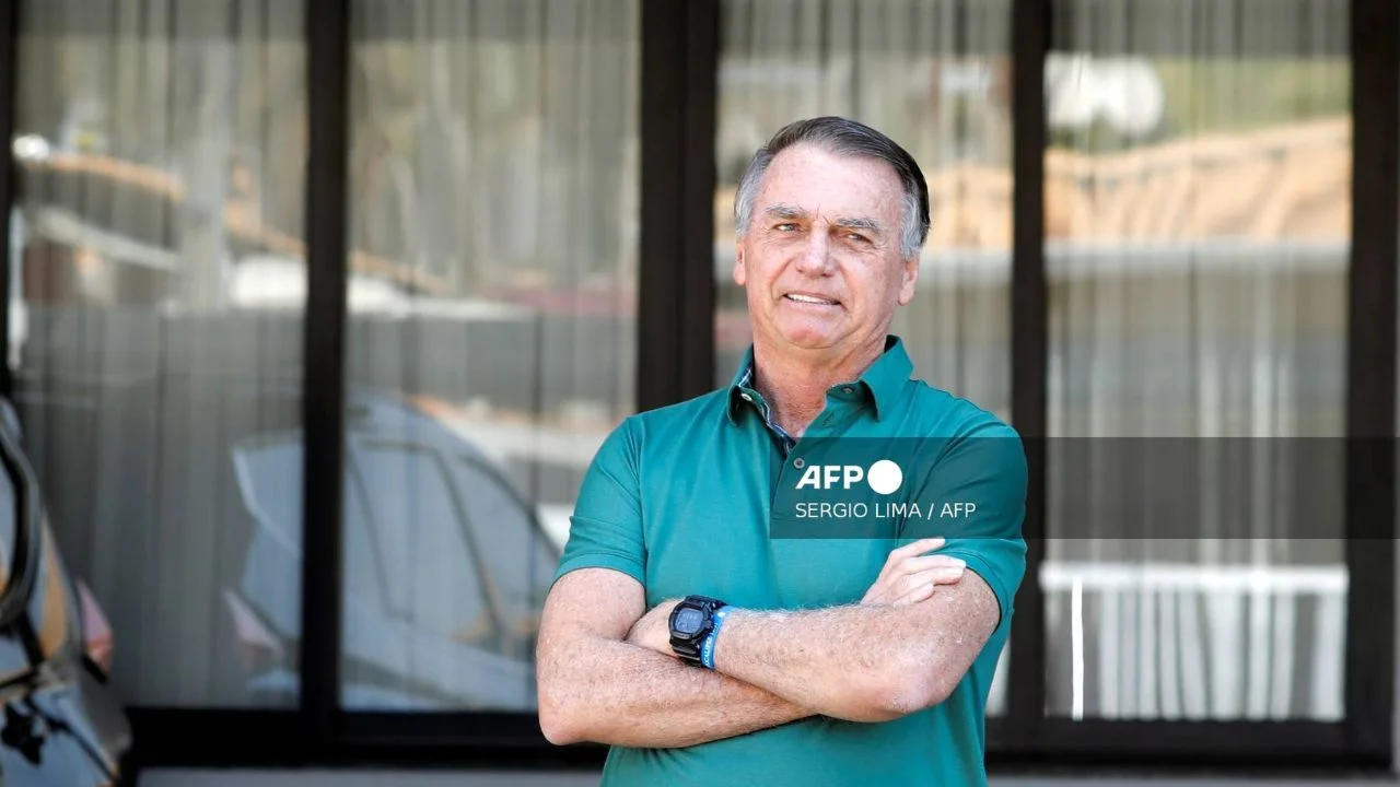 Juez extiende prisión domiciliaria de Jair Bolsonaro por su estado de salud