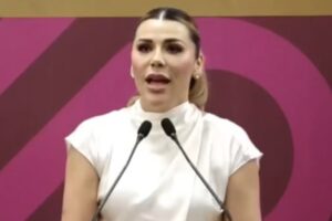 Gobernadora de Baja California llama ‘trampa’ a filtración de audios y acusa a Jaime Bonilla