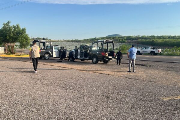 Enfrentamiento y persecución en Culiacán dejan 12 vehículos dañados por artefactos ponchallantas