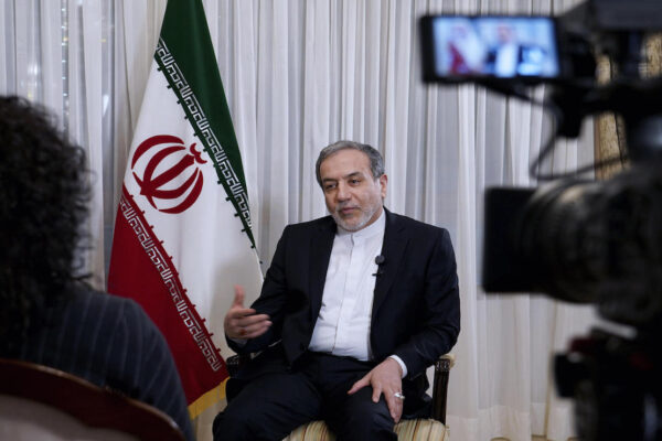 Irán cierra el estrecho de Ormuz ‘hasta nuevo aviso’ y condiciona su reapertura al retiro de EE.UU.