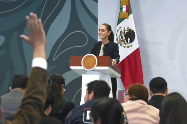 Sheinbaum descarta nuevos aranceles y confía en revisión del T-MEC con Greer