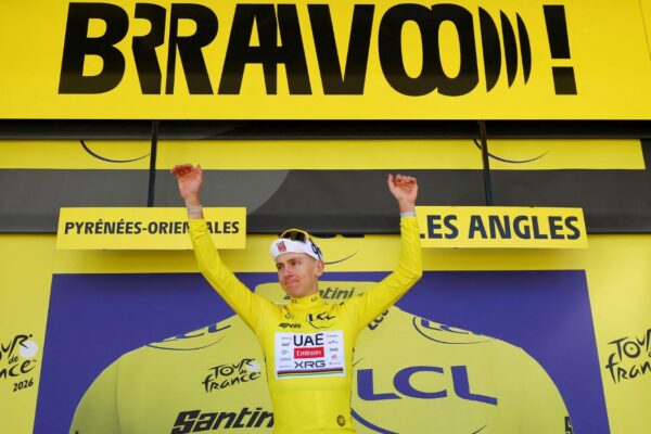 Pogacar gana la tercera etapa del Tour de Francia y recupera el maillot amarillo