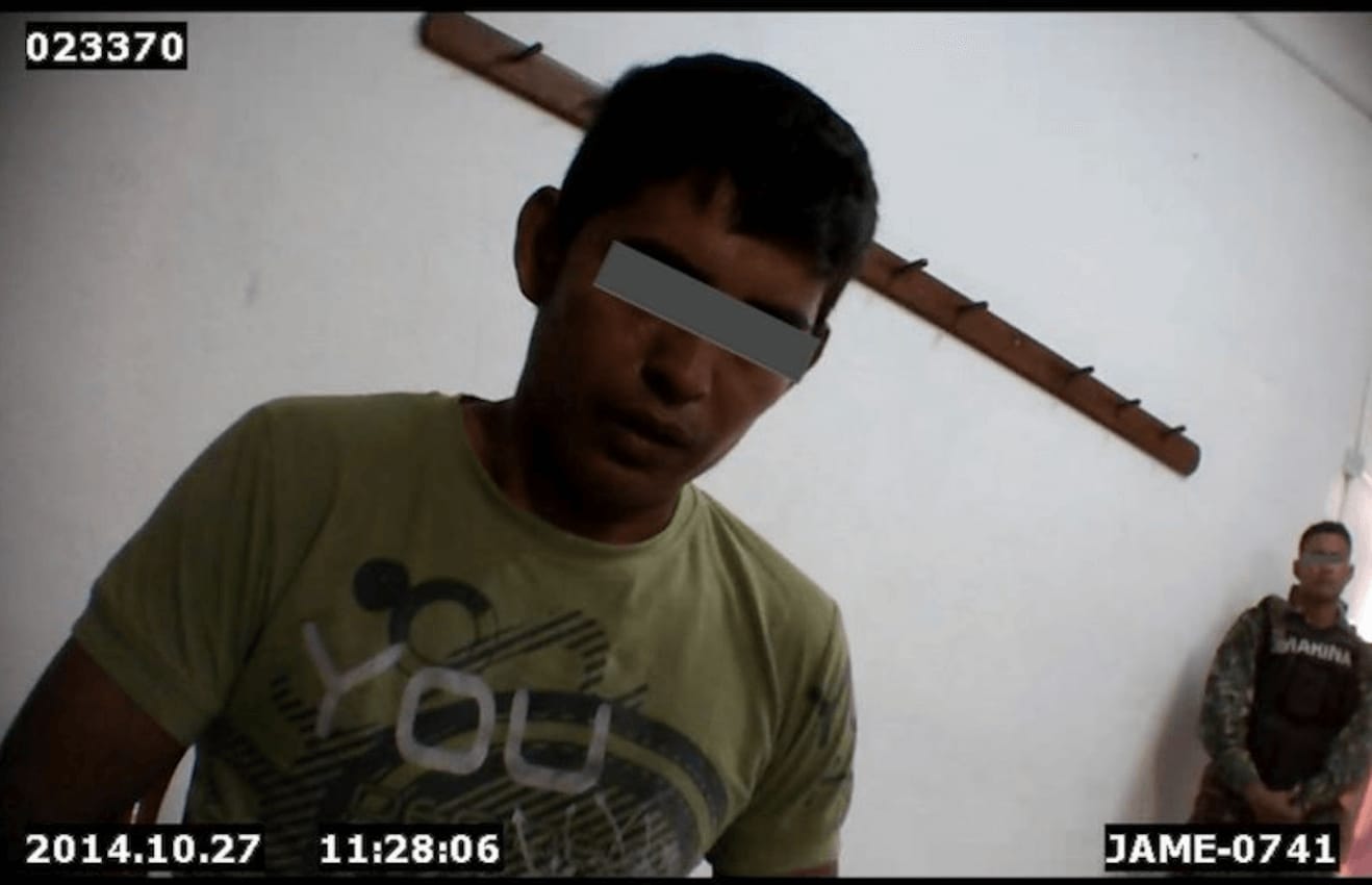 Tribunal federal vincula a proceso a marino por tortura y desaparición forzada en caso Ayotzinapa
