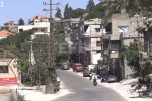 Habitantes de Kafra intentan retomar su vida cerca de tropas israelíes