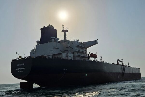 Hutíes atacan petroleros saudíes en el Mar Rojo y Trump amenaza con castigo militar a Irán