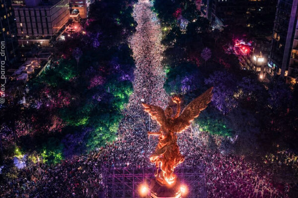 Cuatro muertos y más de 1.4 millones de personas en festejos por victoria de México ante Ecuador