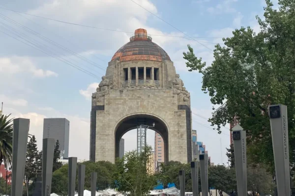 Pronostican lluvias fuertes, actividad eléctrica y posible granizo para este martes en la CDMX
