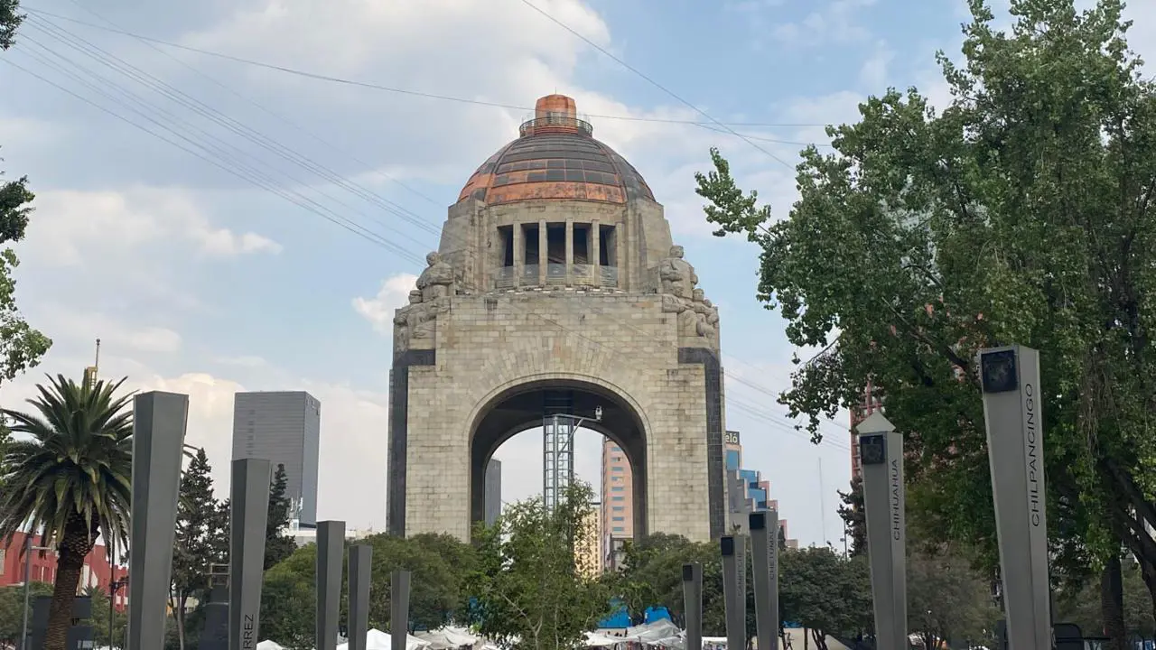 Pronostican lluvias fuertes, actividad eléctrica y posible granizo para este martes en la CDMX