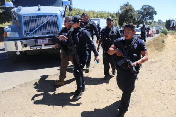 Gobernador de Michoacán plantea desaparecer policías municipales tras colusión con el CJNG