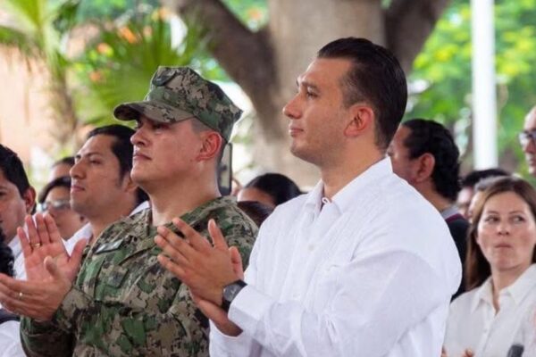 Renuncia y detención del tesorero de Tulum por posesión de armas