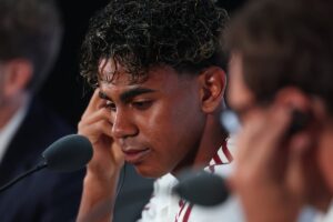 Lamine Yamal defiende la función integradora del fútbol tras comentarios de Rajoy sobre la selección francesa