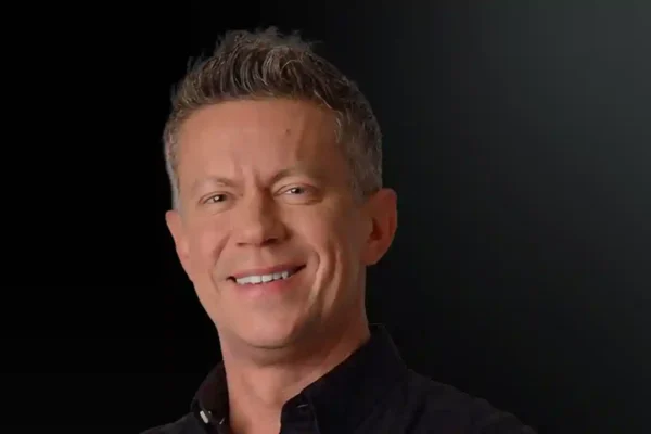 Cadillac nombra a Marcin Budkowski como nuevo director de equipo