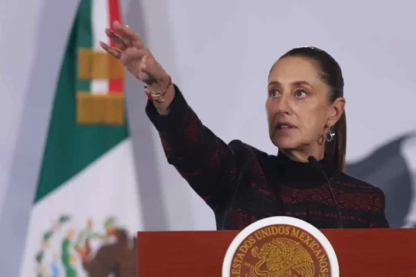 Sheinbaum duplica meta de creación de lugares en bachillerato a 400 mil