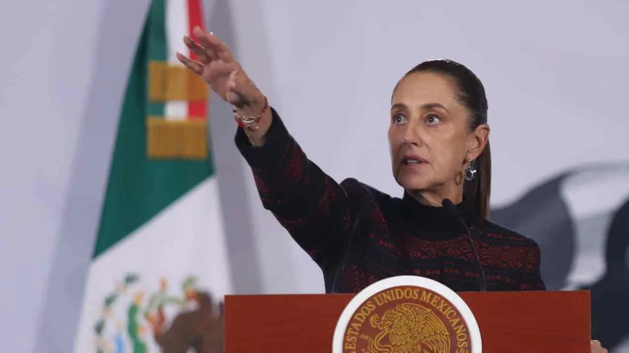 Sheinbaum duplica meta de creación de lugares en bachillerato a 400 mil