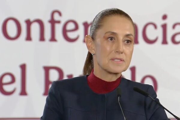 Sheinbaum acuerda con Sección 22 inversión de 800 mdp y continuidad de programas en Oaxaca
