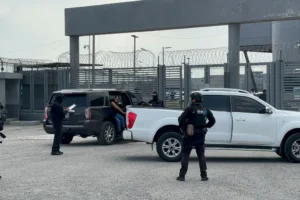 Detienen al exgobernador de Guerrero Ángel Aguirre por obstrucción en el caso Ayotzinapa