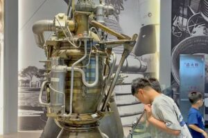 China desafía a la NASA 23 años después de su primer viaje espacial