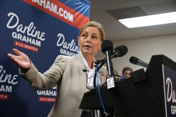 Trump logra victoria electoral con Darline Graham en las primarias de Carolina del Sur