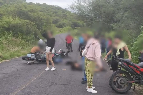 Choque frontal de dos motocicletas deja tres muertos en Tarímbaro