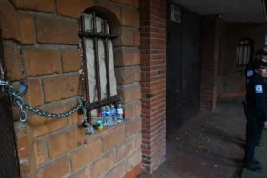 Investiga Fiscalía de CDMX a 14 funcionarios por posibles casos de despojo