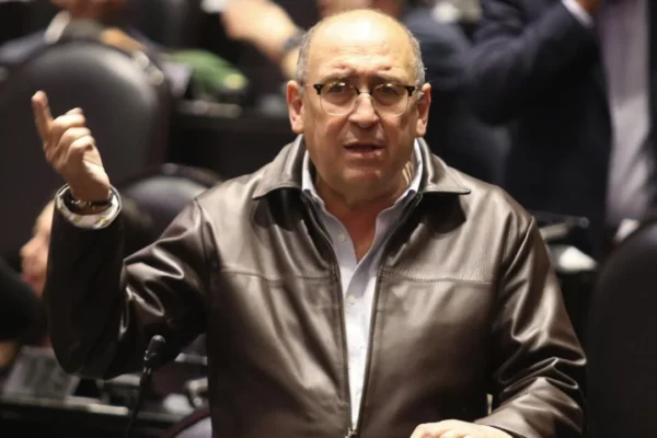 PRI cuestiona freno a declaratoria de constitucionalidad de reforma salarial