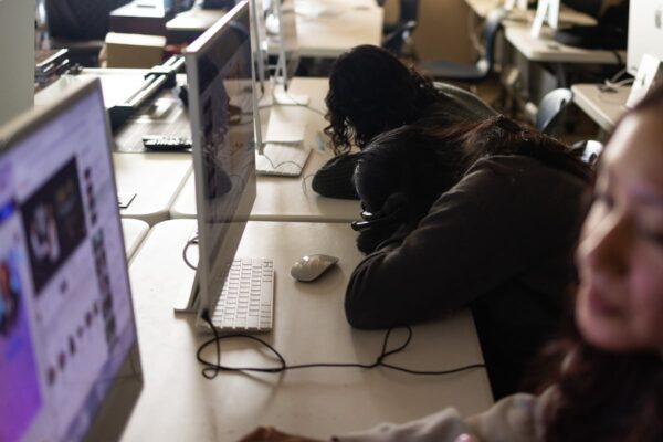 Estudiante de San Bernardino teme la deportación de sus padres tras fallo del Supremo sobre el TPS