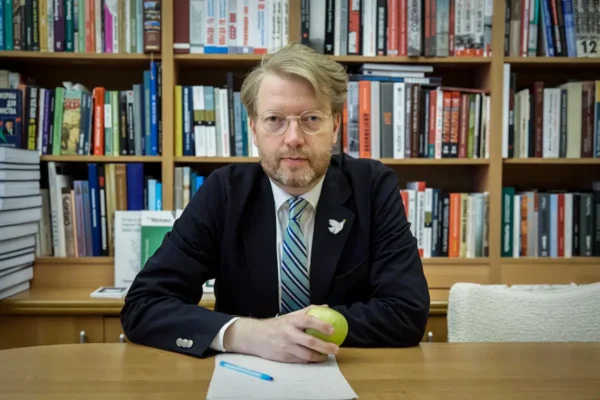 Rybakov, líder de Yábloko: ‘Nuestro objetivo no es ser una facción de la Duma, el objetivo es la paz’