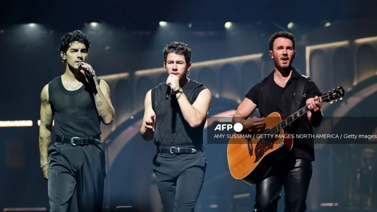 NFL anuncia a los Jonas Brothers para el show del medio tiempo en Melbourne