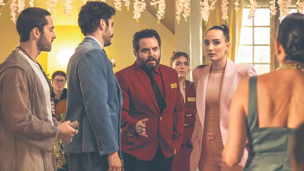 ‘Hotel Todo Incluido’ reúne a Consuelo Duval y Mario Bezares con nuevas generaciones de comediantes