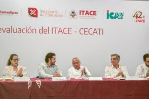 Faltan técnicos en México: empresas buscan trabajadores antes de que terminen de capacitarse