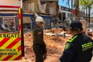 Colombia eleva a 321 el número de fallecidos por terremoto