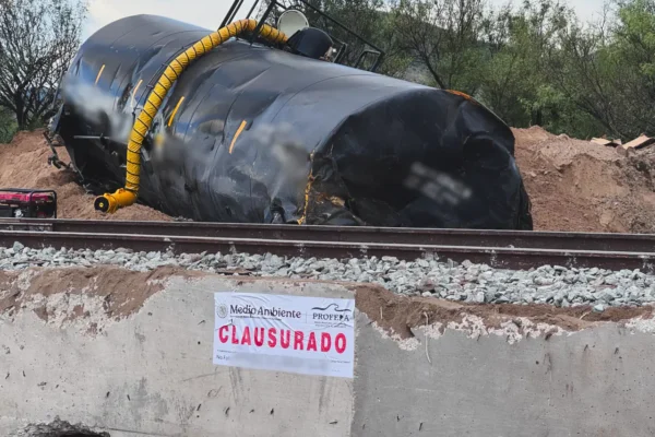 Ferromex deberá remediar daño ambiental por derrame en Sonora