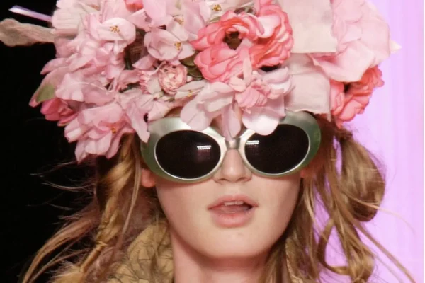 John Galliano será protagonista de la Met Gala 2027 tras escándalo antisemita