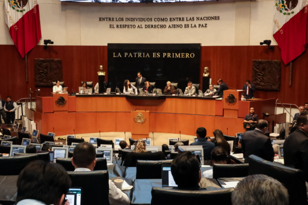 Comisión Permanente reconoce a delegación mexicana en Juegos Centroamericanos 2026