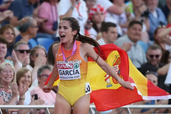 Marta García logra la plata en los 5.000 metros en Birmingham tras una carrera lenta