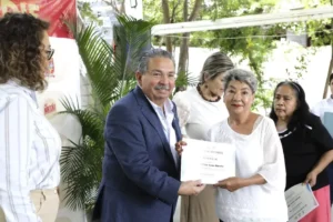 Gradúa Escobedo a cuarta generación de Academia Digital para Adultos Mayores