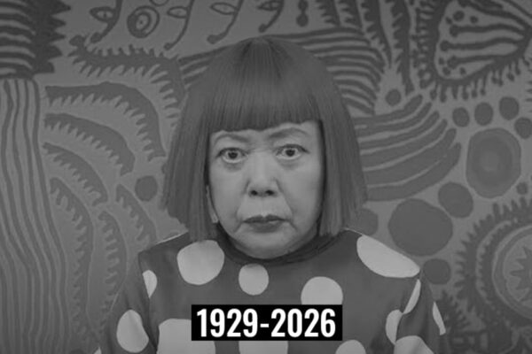Muere Yayoi Kusama a los 97 años; su equipo confirma que pintó hasta sus últimos momentos